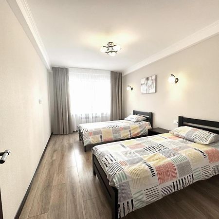 Artal Apartment On Obolonskyi Avenue 16A, 2 Bedroom كييف المظهر الخارجي الصورة