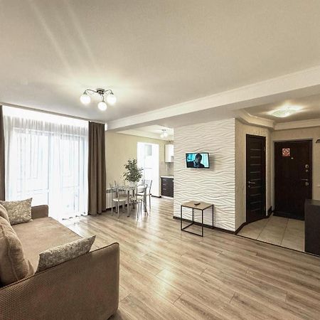 Artal Apartment On Obolonskyi Avenue 16A, 2 Bedroom كييف المظهر الخارجي الصورة
