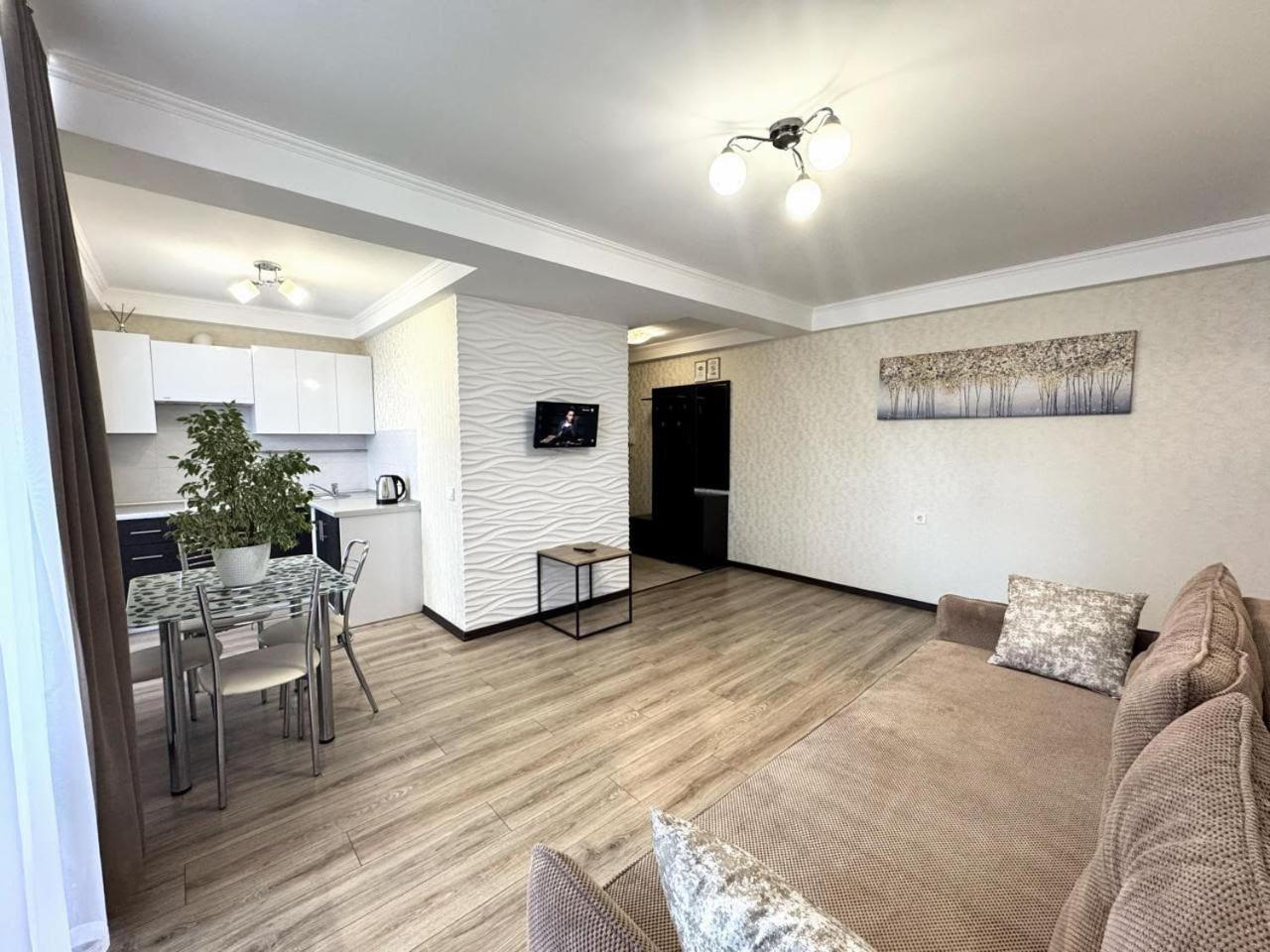Artal Apartment On Obolonskyi Avenue 16A, 2 Bedroom كييف المظهر الخارجي الصورة